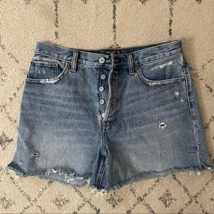 Abercrombie & Fitch High Rise 4” Short